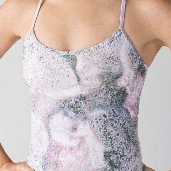 Lululemon Power y Tank - Picture 3 of 9